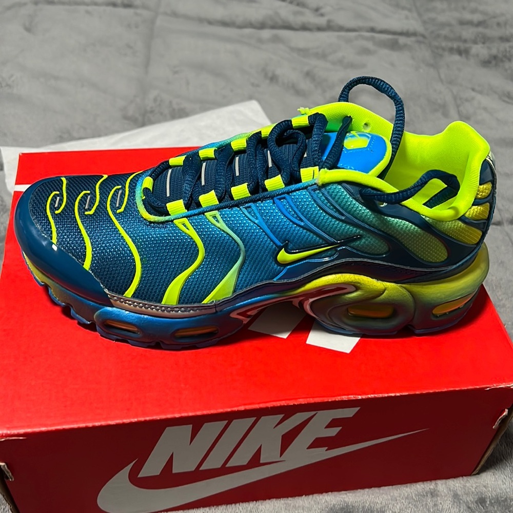 Nike Air max plus GS “Blue Force”